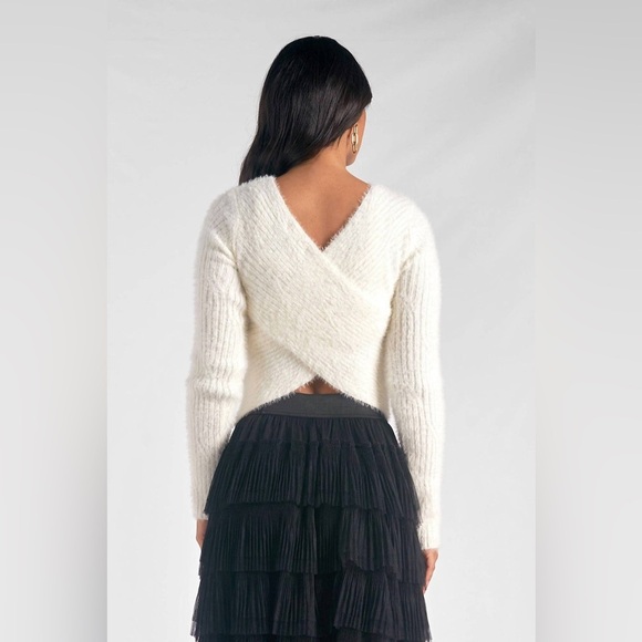 Elan Off-the-Shoulder White Sweater - Picture 8 of 8